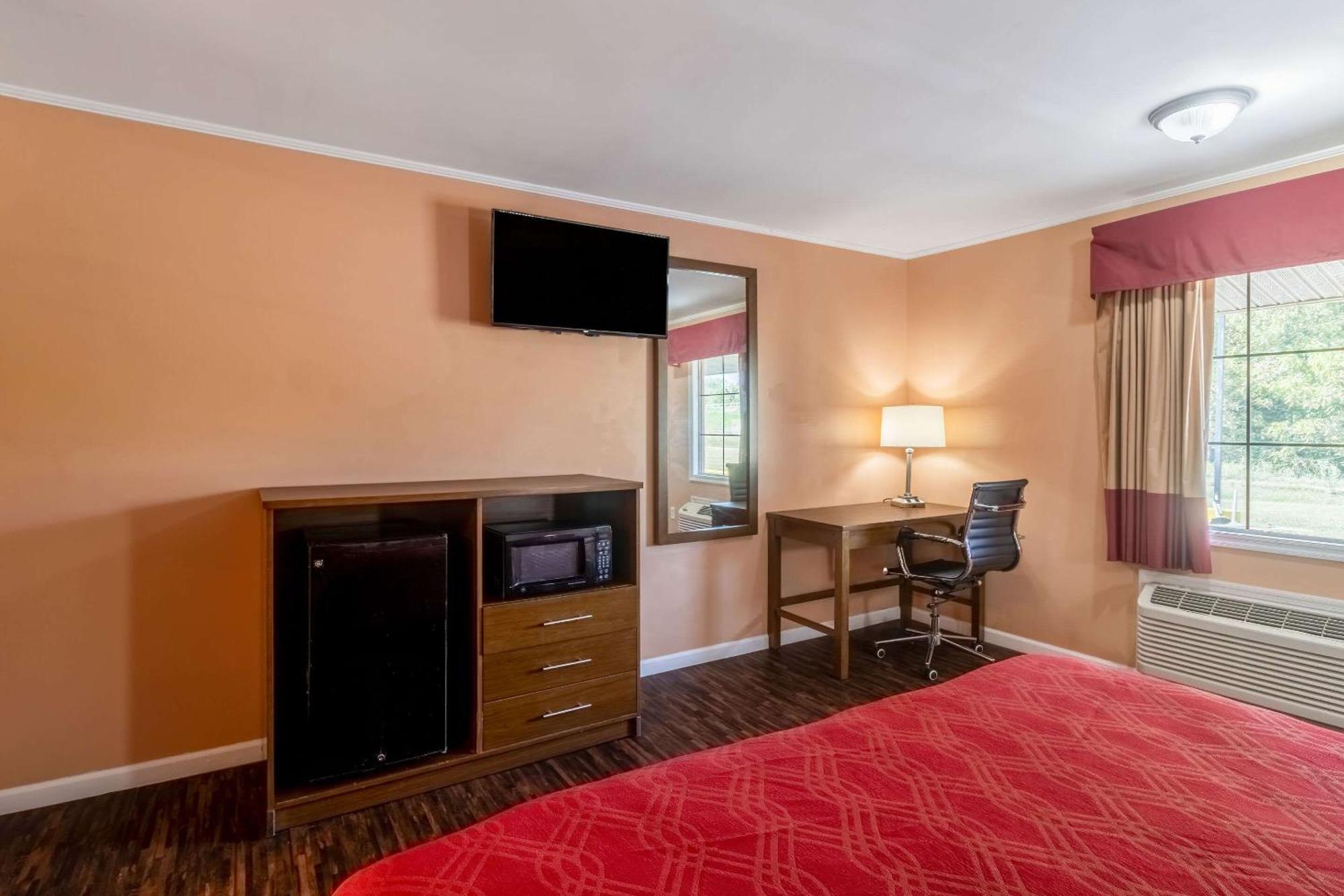 Econo Lodge Cornersville Экстерьер фото