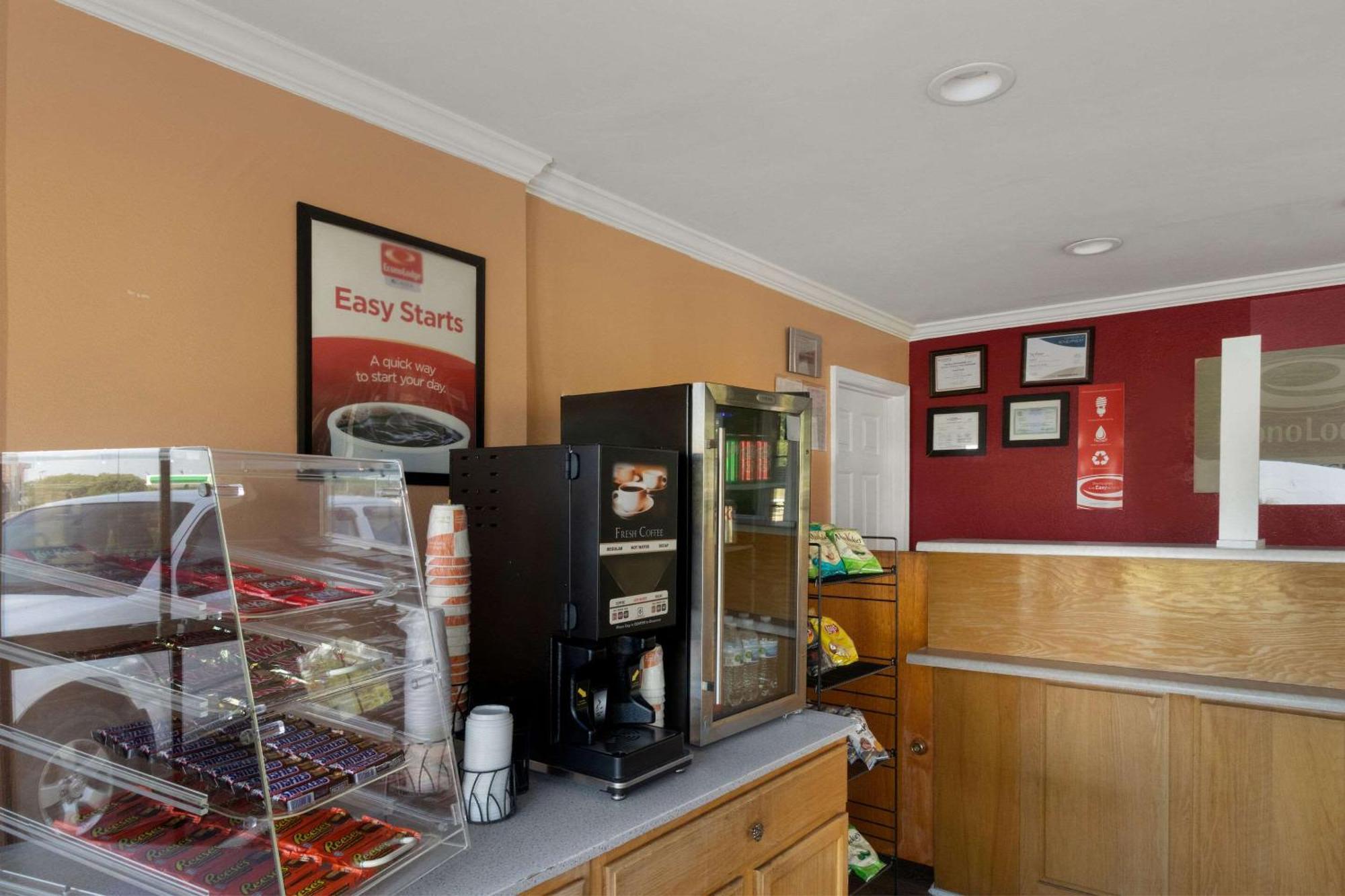 Econo Lodge Cornersville Экстерьер фото