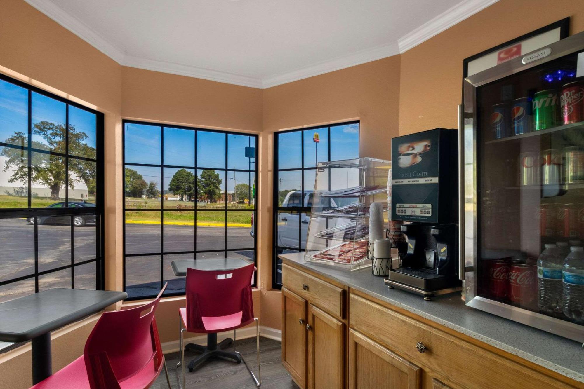 Econo Lodge Cornersville Экстерьер фото