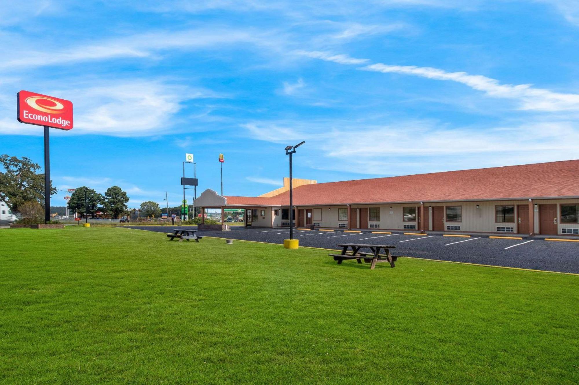 Econo Lodge Cornersville Экстерьер фото