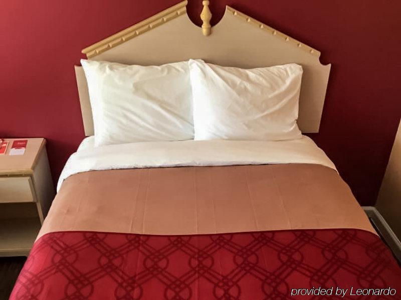 Econo Lodge Cornersville Экстерьер фото